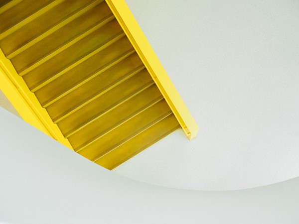 نقاشی پله زرد